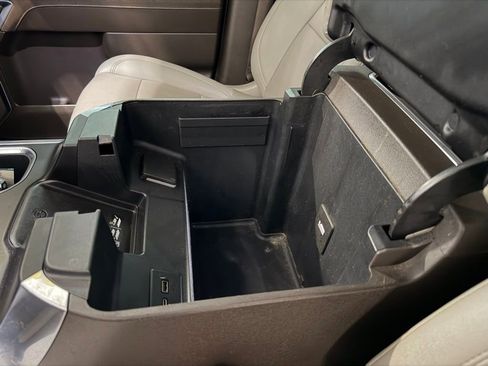 Used 2022 GMC Sierra 1500 SLT w/ SLT Premium Plus Package image 24