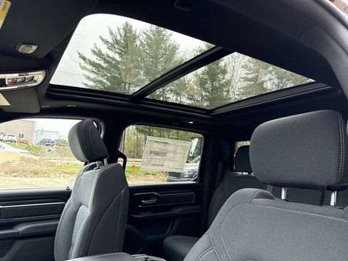 New 2026 RAM 1500 4x4 Crew Cab image 18
