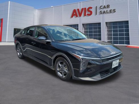 Used 2025 Kia K4 FWD image 3