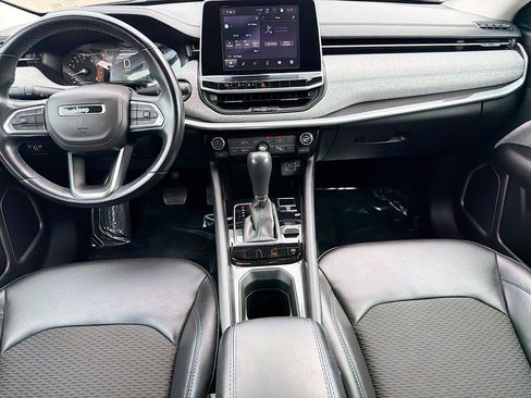 Used 2022 Jeep Compass Latitude w/ Convenience Group image 18