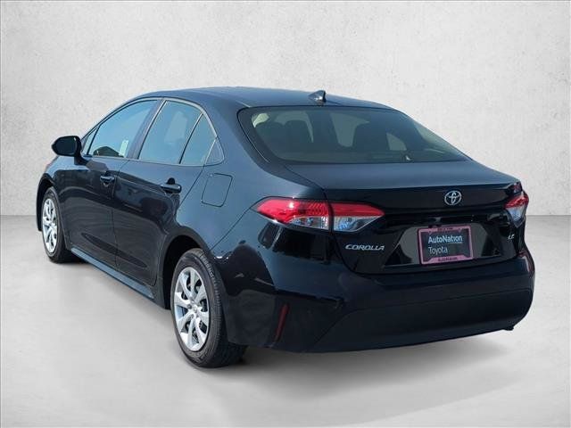 Used 2026 Toyota Corolla LE FWD image 8