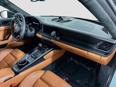 Certified 2026 Porsche 911 Carrera GTS RWD image 29