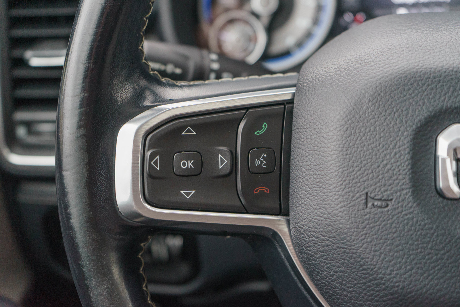 Used 2022 RAM 1500 Limited AWD/4WD image 19