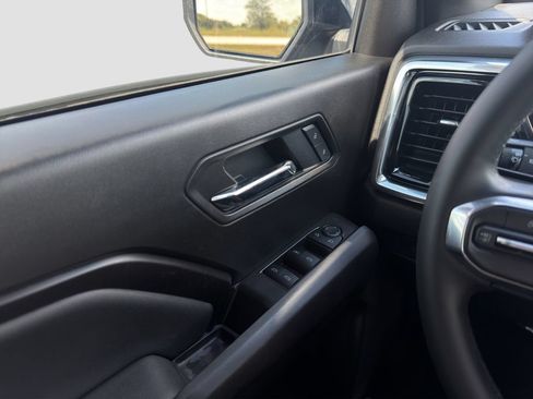Used 2026 GMC Canyon Elevation w/ Convenience Package AWD/4WD image 12