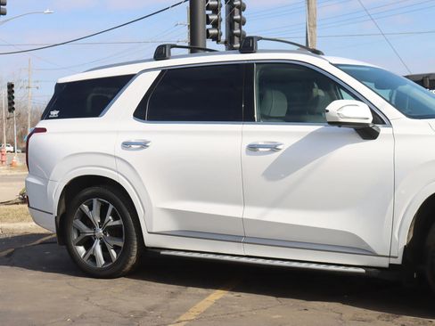 Used 2021 Hyundai Palisade Limited image 4