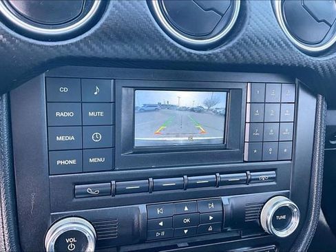 Used 2018 Ford Mustang Coupe image 18