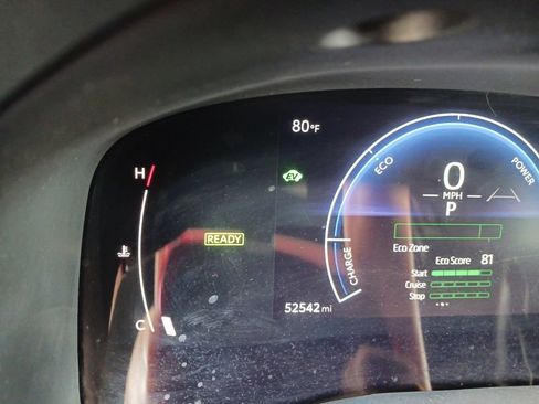 Used 2025 Toyota Camry SE FWD image 19