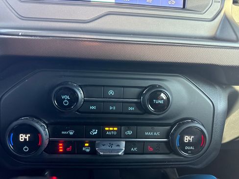 Used 2023 Ford Bronco Outer Banks image 21