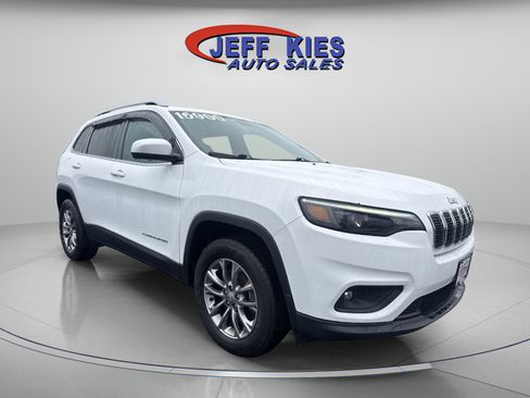 Used 2020 Jeep Cherokee Latitude Plus w/ Cold Weather Group image 3