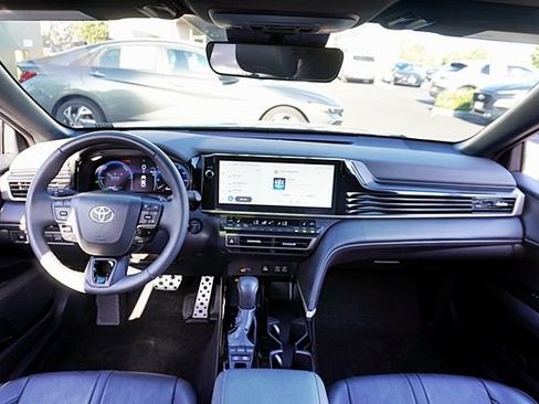 Used 2025 Toyota Camry XSE FWD image 19