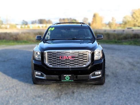 Used 2020 GMC Yukon XL Denali image 2