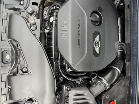 Used 2019 MINI Cooper 2-Door Hardtop w/ Signature Upholstery Package image 29