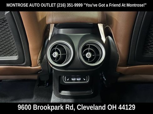 Used 2019 Alfa Romeo Stelvio AWD image 40