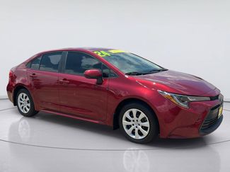 Used 2024 Toyota Corolla LE FWD video 1