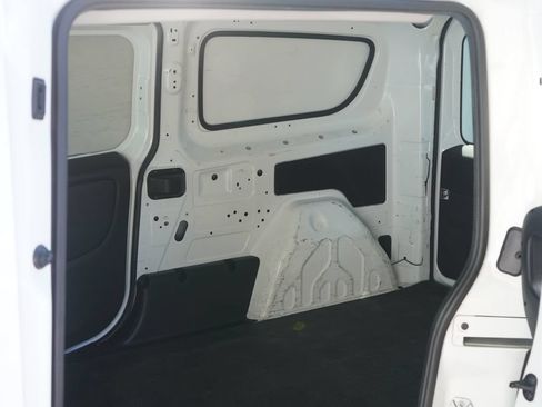 Used 2015 RAM ProMaster City Tradesman FWD image 6