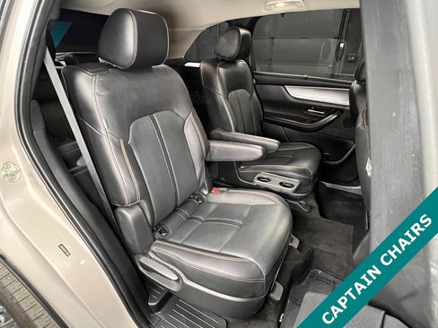 Used 2024 MAZDA CX-90 3.3 Turbo w/ Premium Package image 11