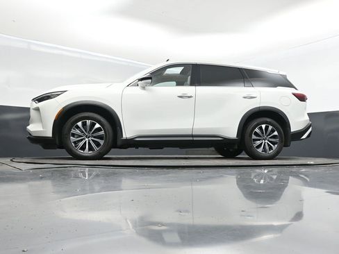 Certified 2023 INFINITI QX60 Pure image 40