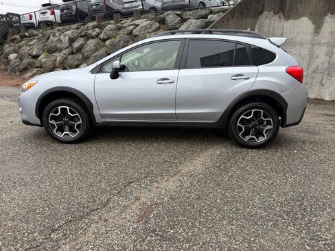 Used 2015 Subaru Crosstrek 2.0i Premium image 2