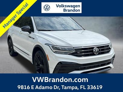 Certified 2024 Volkswagen Tiguan SE R-Line