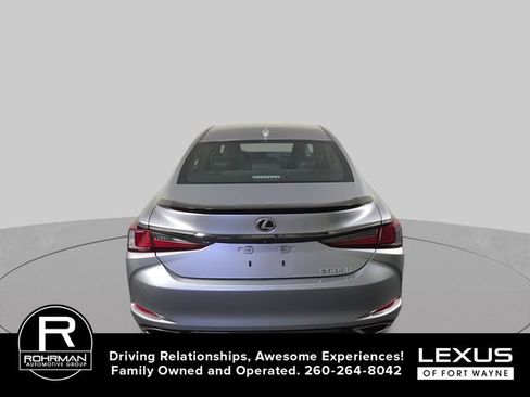 Used 2025 Lexus ES 350 F Sport FWD image 7