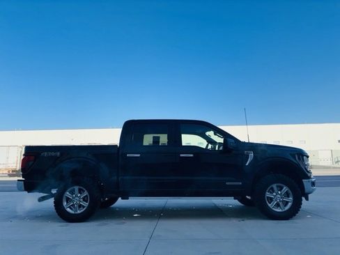 Used 2024 Ford F150 XLT w/ Mobile Office Package image 8