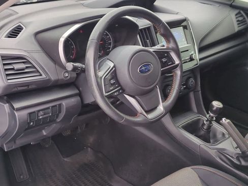 Used 2019 Subaru Crosstrek 2.0i Premium image 2