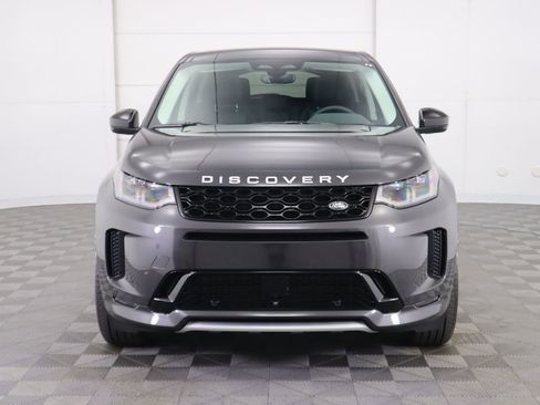 Used 2025 Land Rover Discovery Sport S image 2