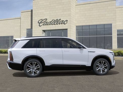 New 2027 Cadillac Vistiq Sport w/ LPO, Floor Liner Package AWD/4WD image 5