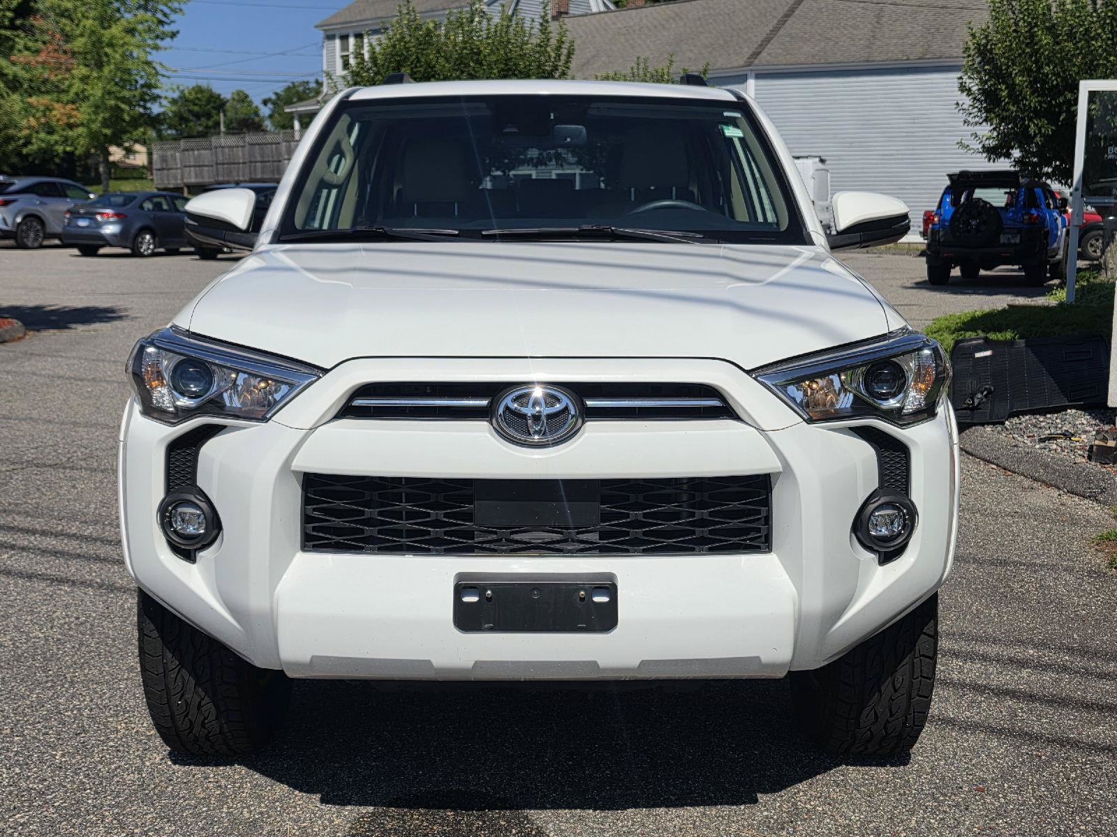 Used 2021 Toyota 4Runner SR5 Premium w/ Moonroof Package AWD/4WD image 8
