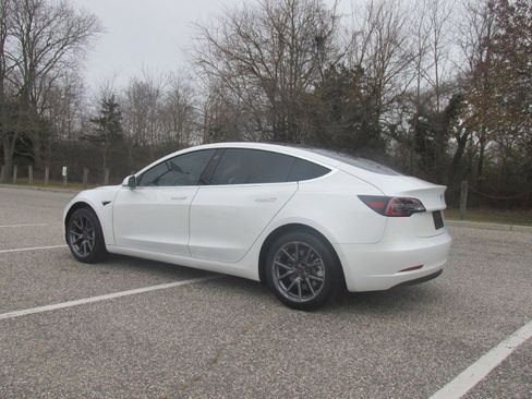 Used 2020 Tesla Model 3 image 35