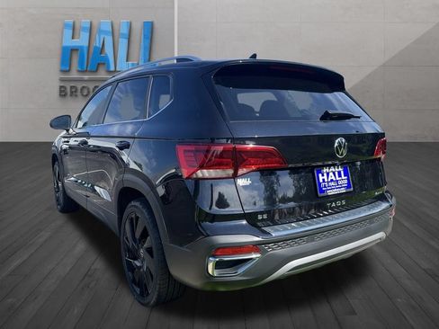 Certified 2023 Volkswagen Taos SE AWD/4WD image 4