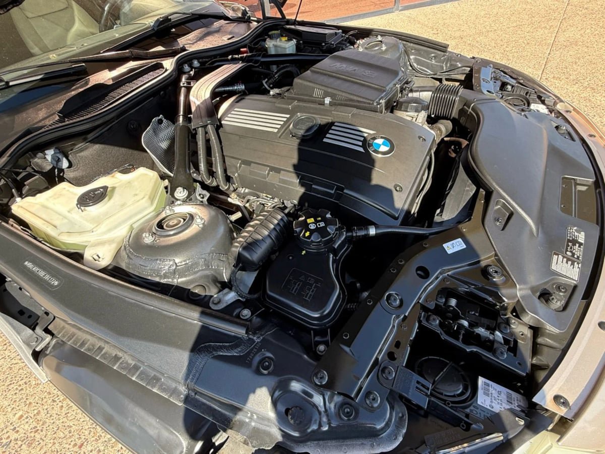 Used 2011 BMW Z4 sDrive35i RWD image 32