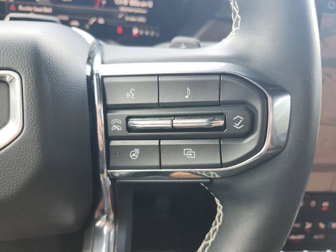 Certified 2026 GMC Acadia Denali Ultimate FWD image 27