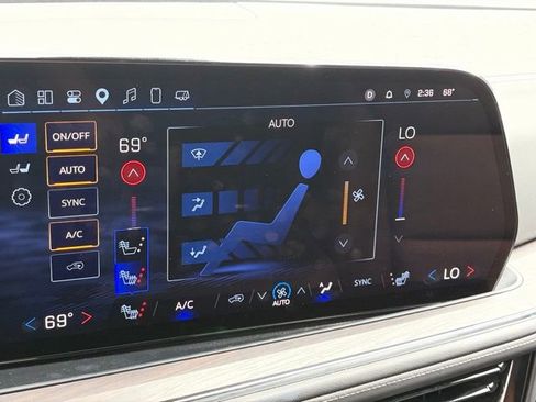 Used 2025 Chevrolet Tahoe LT image 21