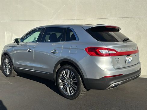 Used 2017 Lincoln MKX Reserve w/ Lincoln MKX Climate Package image 4