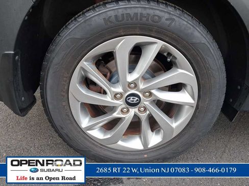 Used 2017 Hyundai Tucson SE w/ SE Popular Package 02 AWD/4WD image 12
