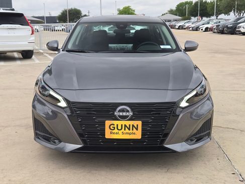 New 2026 Nissan Altima 2.5 SV FWD image 8