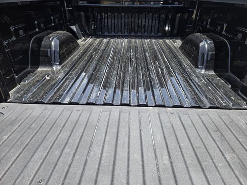 Used 2025 Chevrolet Silverado 1500 Custom RWD image 31
