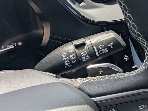 Used 2026 Jeep Grand Cherokee Limited RWD image 28