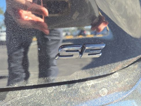 Used 2025 Toyota Camry SE image 26