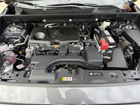 Certified 2025 Toyota RAV4 XLE image 32