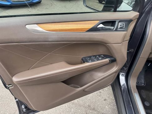 Used 2015 Lincoln MKC w/ Equipment Group 102A Reserve image 8