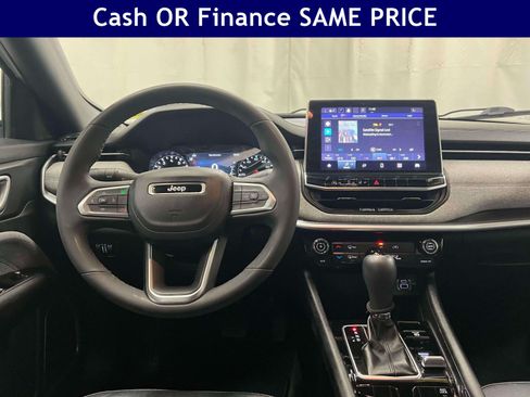 Certified 2023 Jeep Compass Latitude AWD/4WD image 2