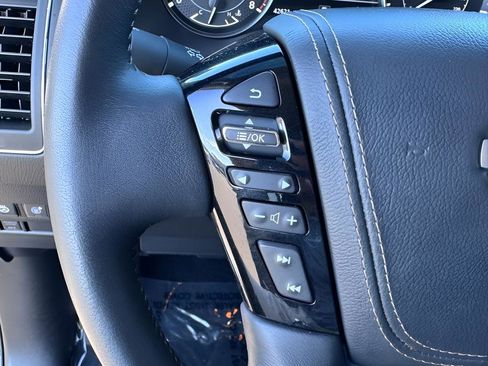 Used 2024 Nissan Armada Platinum w/ Captain's Chairs Package RWD image 14