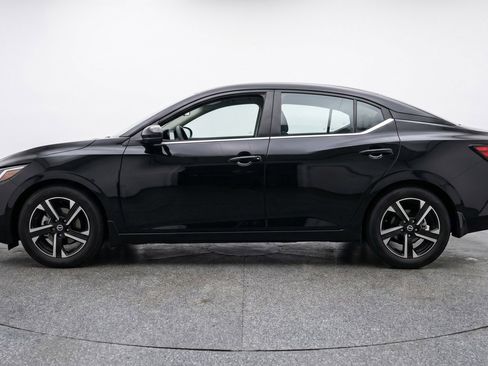 Used 2024 Nissan Sentra SV FWD image 5