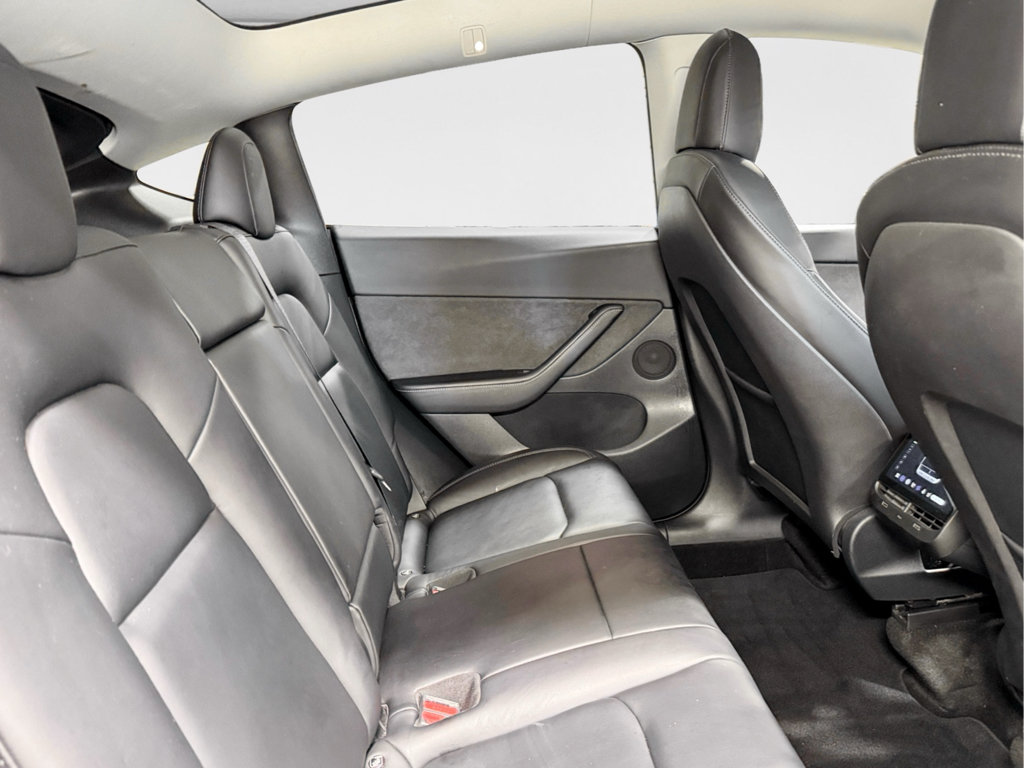 Used 2022 Tesla Model Y Performance AWD/4WD image 20