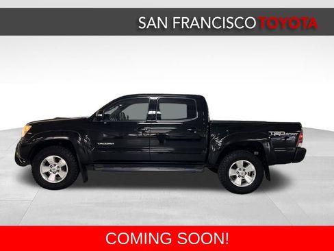 Used 2014 Toyota Tacoma PreRunner image 2