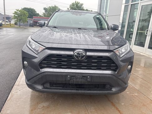 Used 2020 Toyota RAV4 XLE image 6