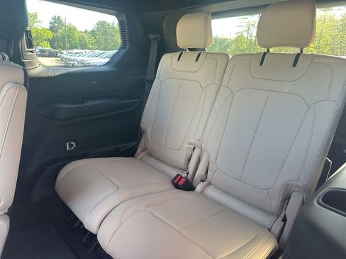 New 2026 Jeep Grand Cherokee L Limited w/ Limited Altitude Package AWD/4WD image 31