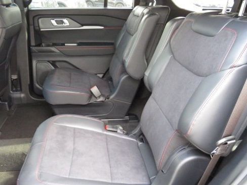 New 2026 Ford Explorer ST image 6